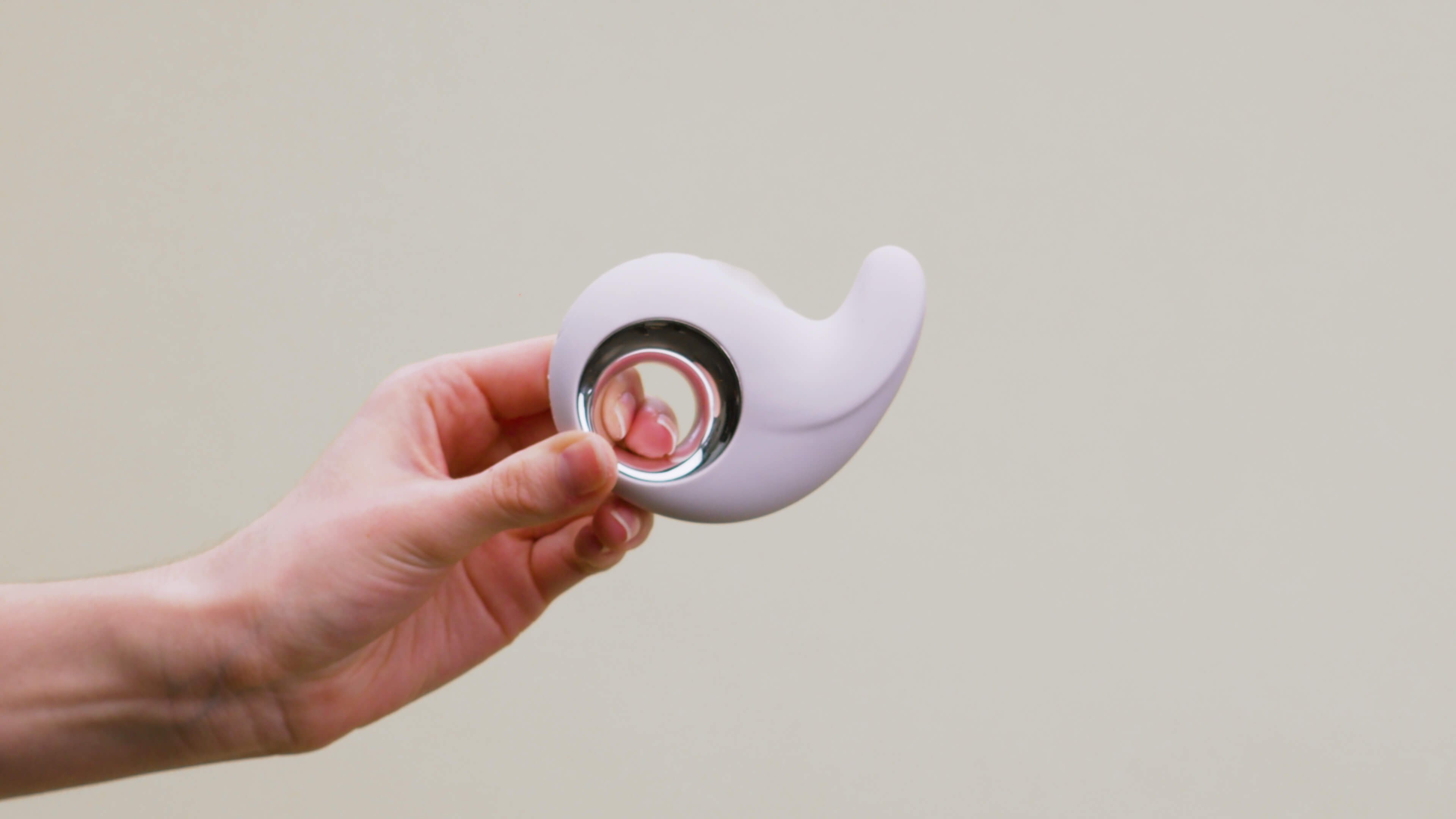 Touch 2 - Tapping and Vibrating Clit Vibrator