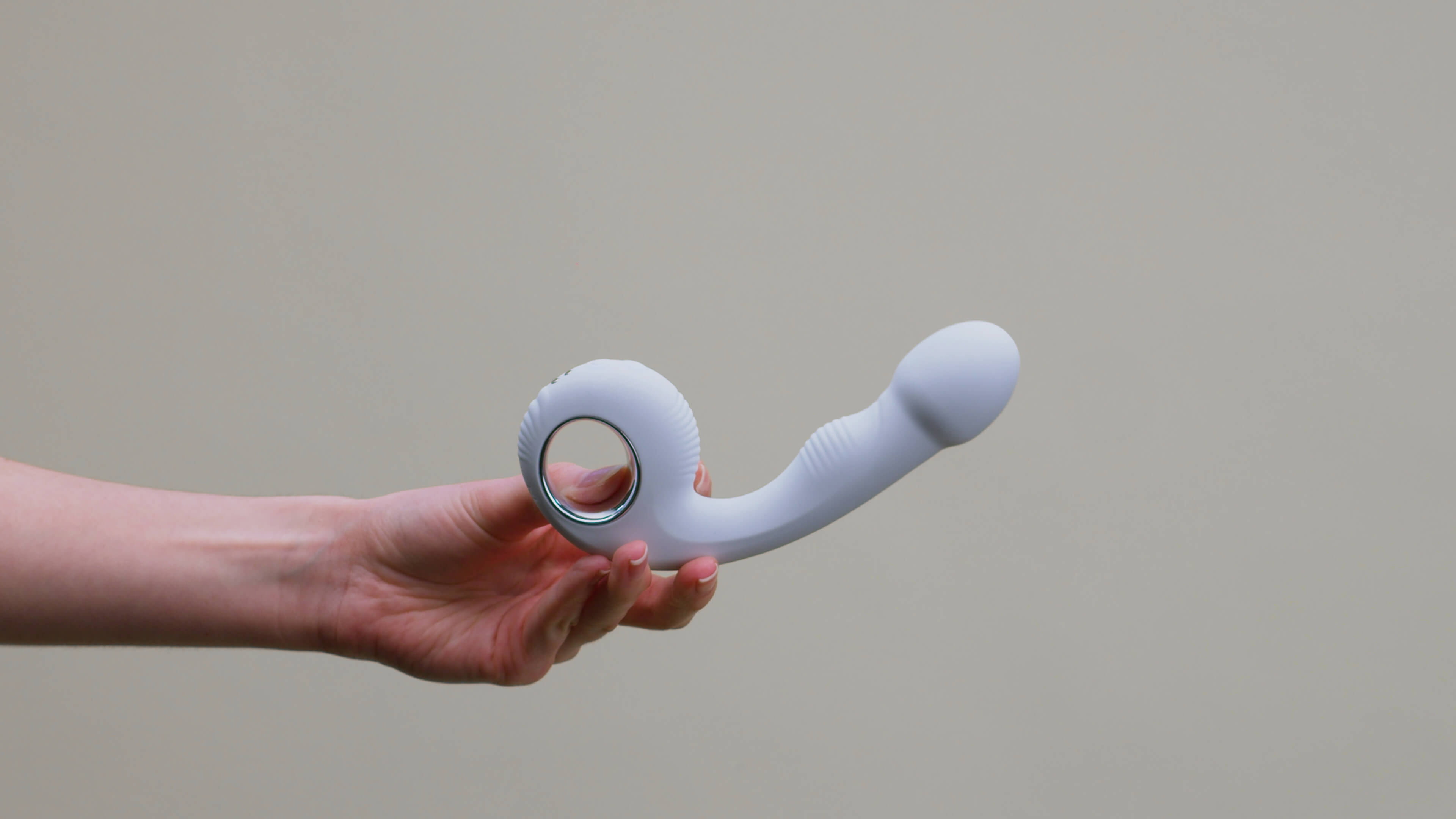 G-Spot Control - Couple Friendly Vibrator