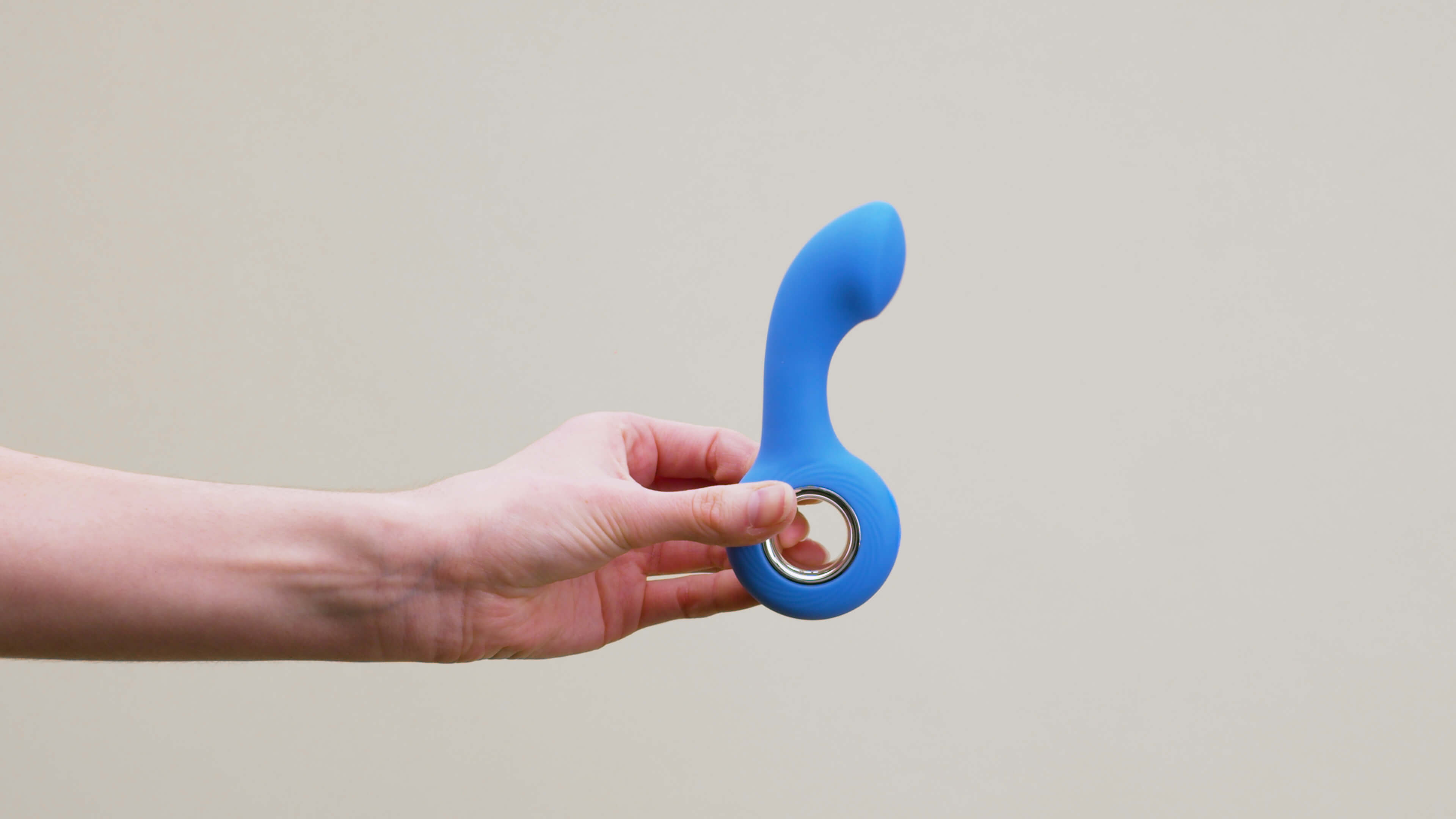 G-Press - Vibrating Prostate Plug with Finger Loop